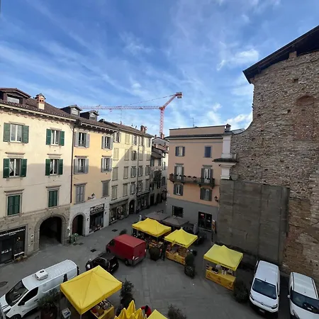 La Piazzetta * Бергамо